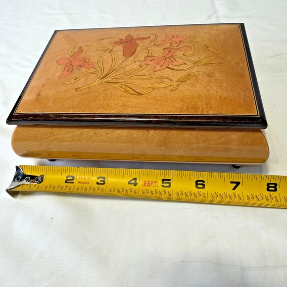 Vintage Reuge Swiss Music Box Floral Wood Plays "Amazing Grace" Works  8X5 - Picture 8 of 8